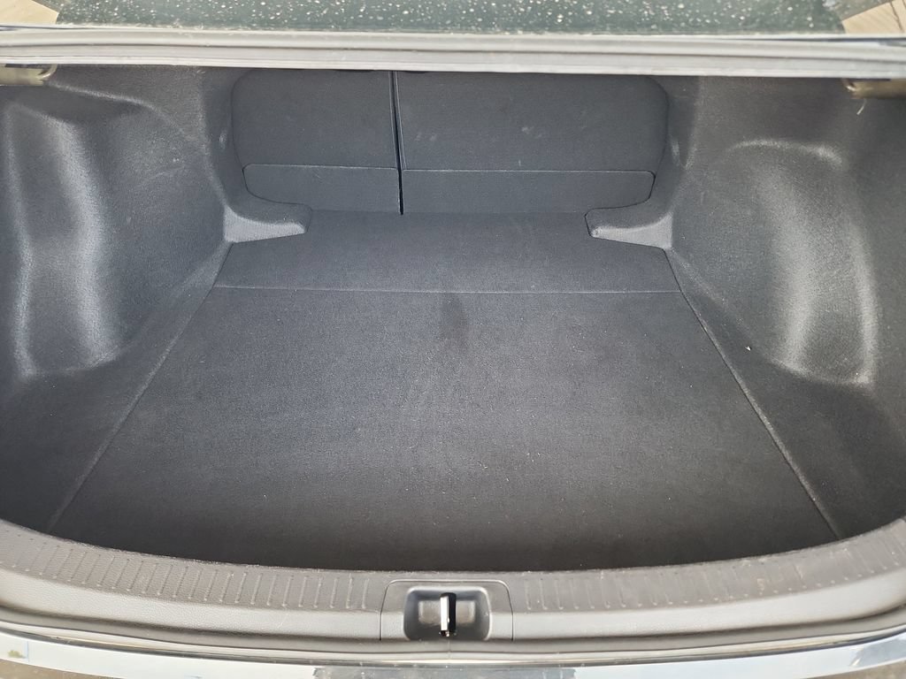 Used 2024 Toyota Corolla LE FWD image 39