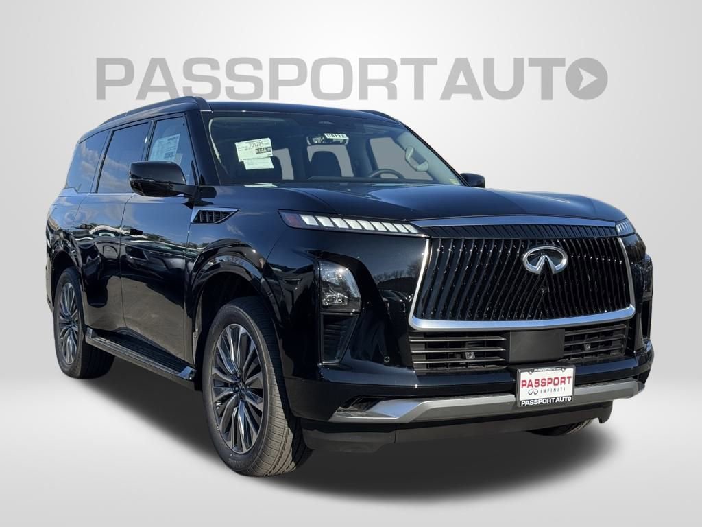 New 2025 INFINITI QX80 Luxe image 2