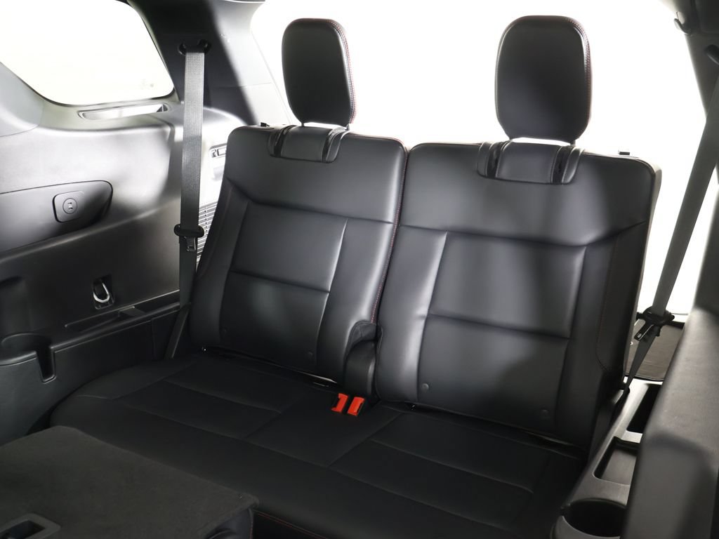Used 2025 Ford Explorer ST AWD/4WD image 44