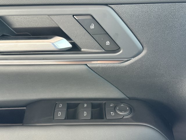 New 2027 GMC Terrain Elevation w/ Elevation Premium Package FWD image 13