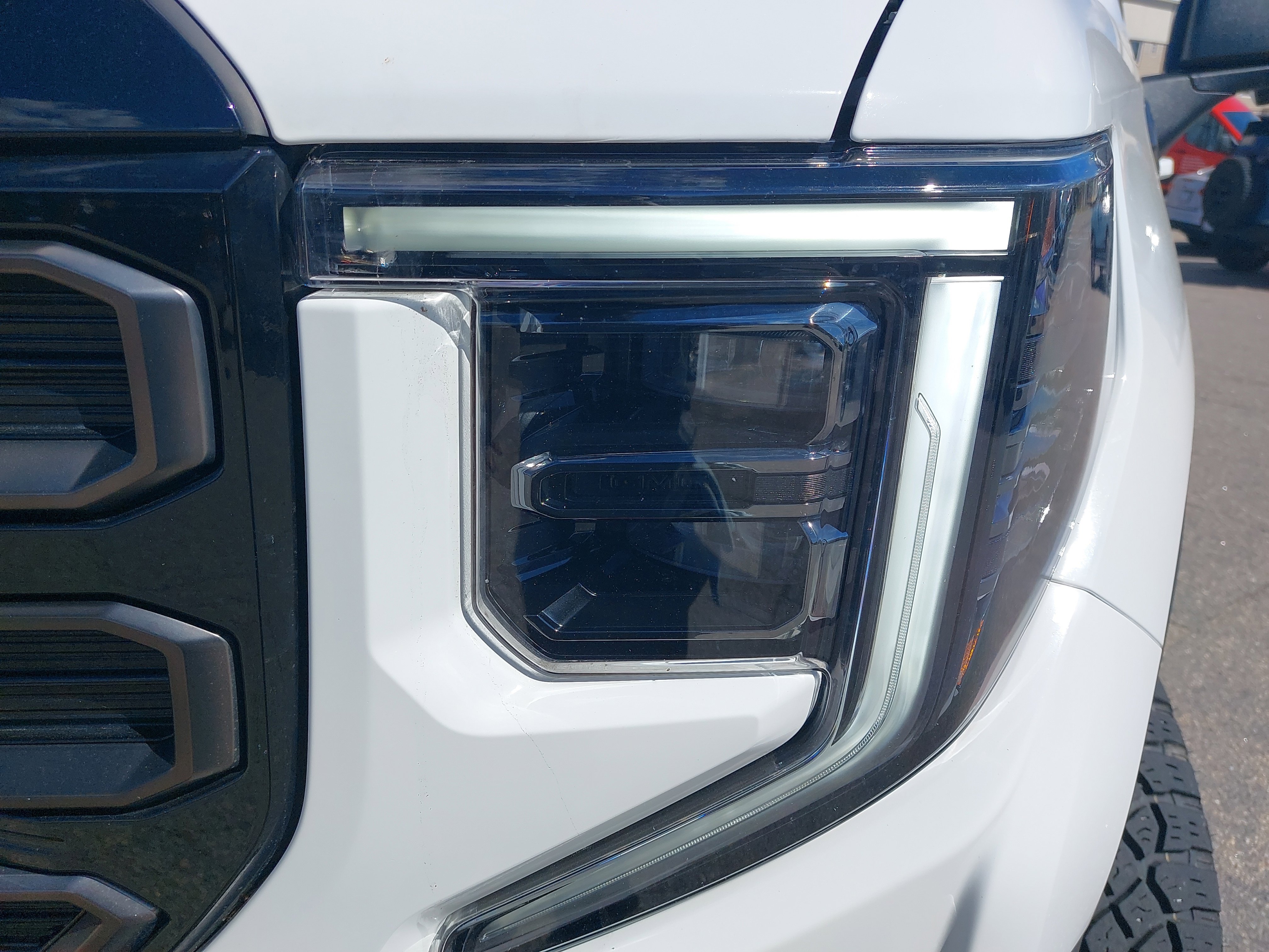 Used 2024 GMC Sierra 1500 AT4X image 33