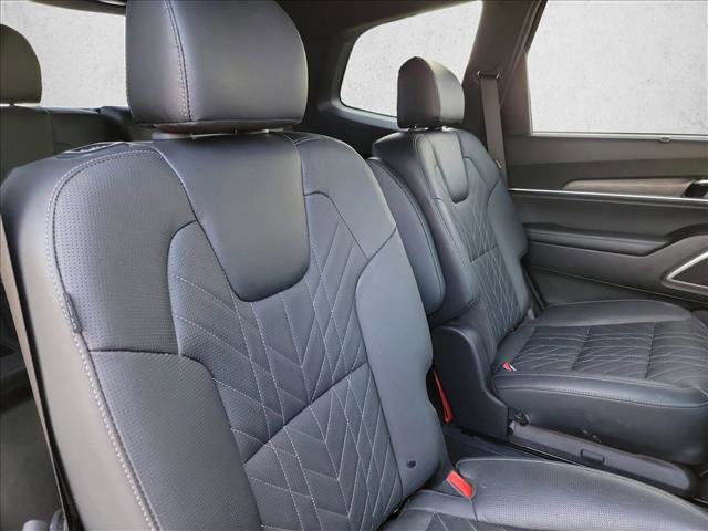 Used 2023 Kia Telluride EX X-Line AWD/4WD image 13