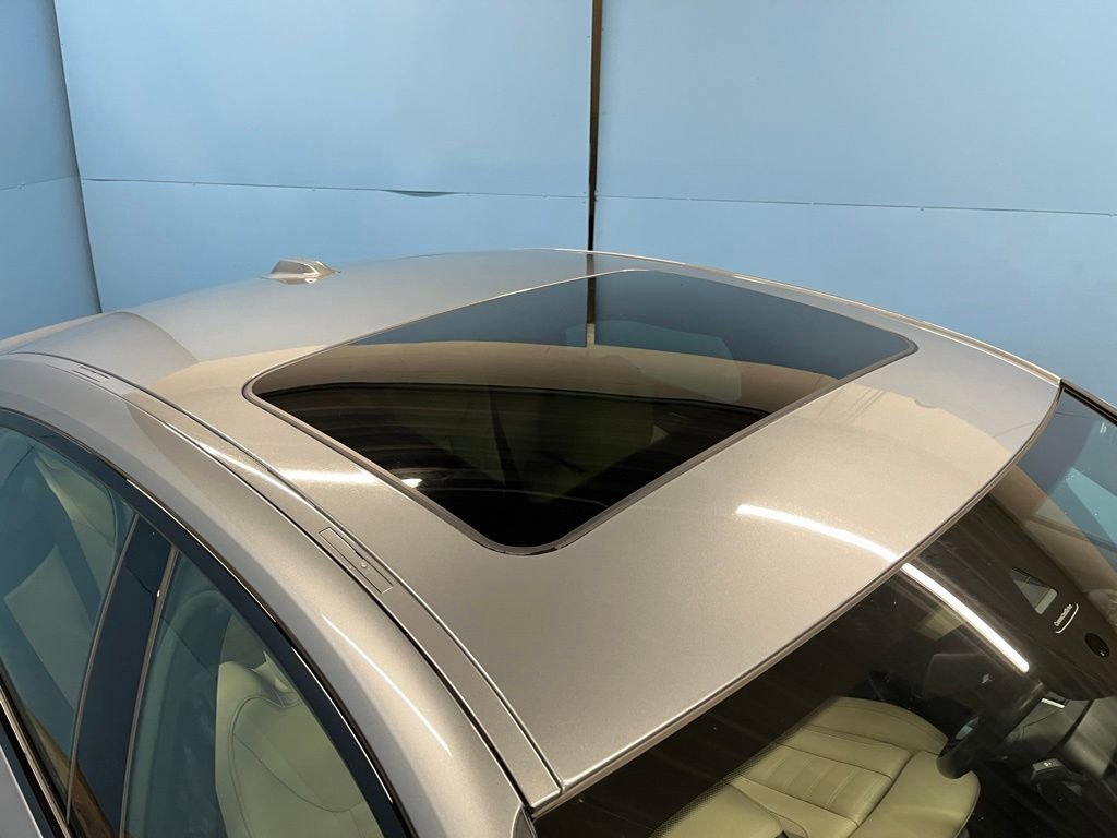 Used 2023 BMW i4 eDrive40 w/ Premium Package image 24