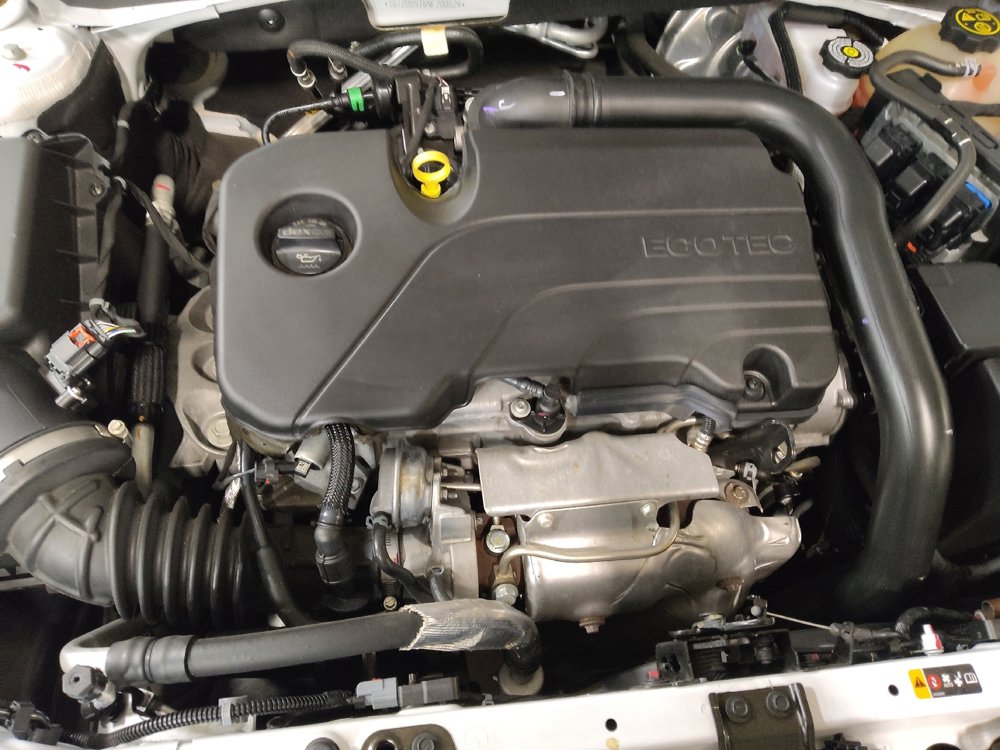Used 2022 Chevrolet Malibu LT FWD image 30