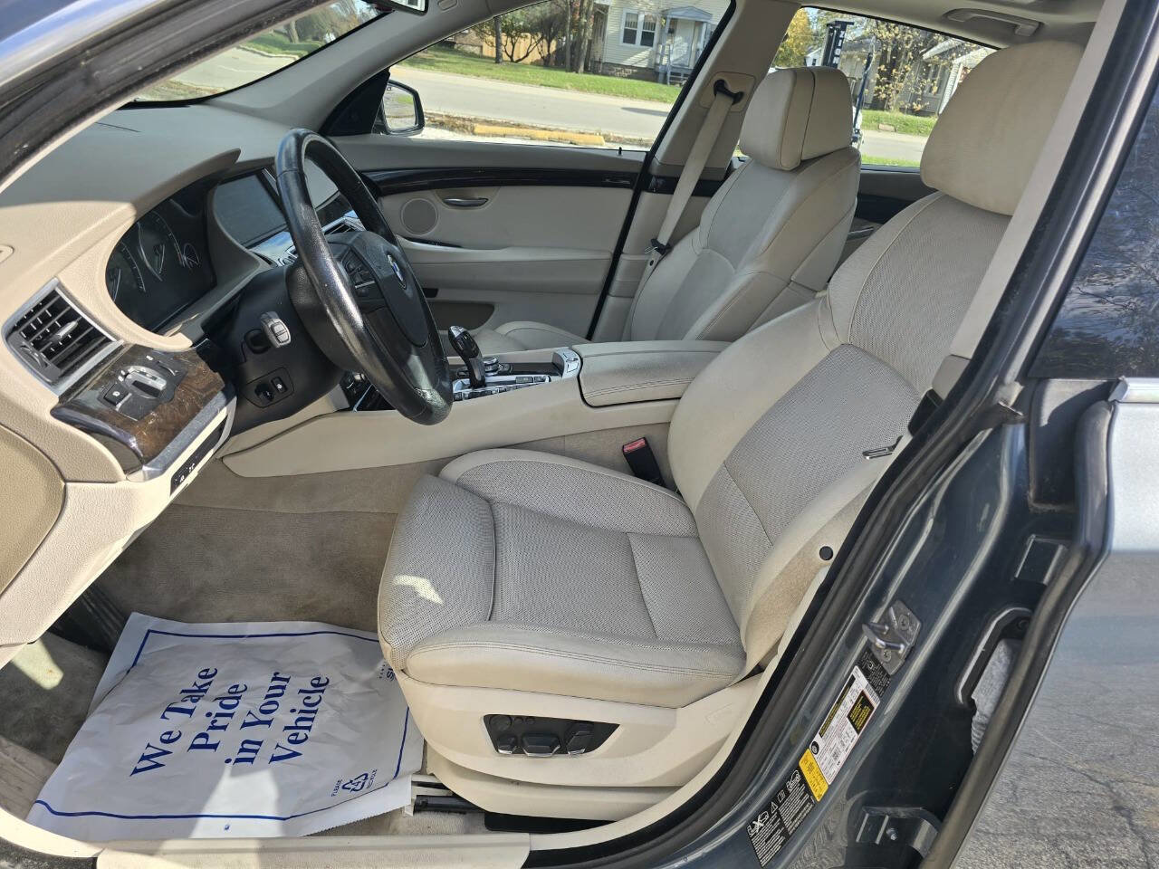 Used 2011 BMW 550i Gran Turismo xDrive 550i xDrive Gran Turismo AWD 4 w/ Active Ventilated Seat Pkg image 10