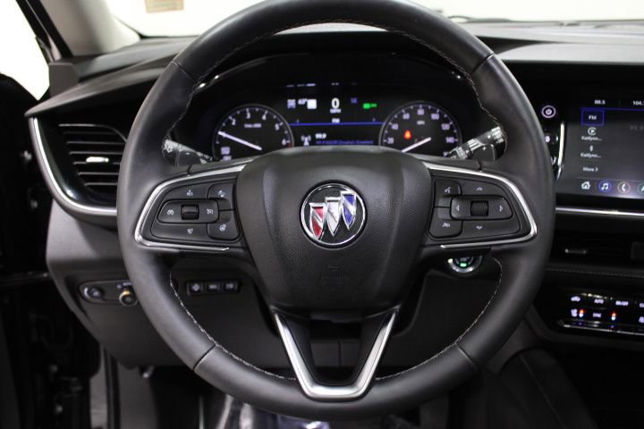 Used 2023 Buick Envision Avenir image 38