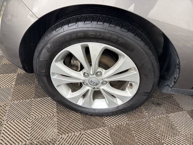 Used 2016 Kia Soul + image 27