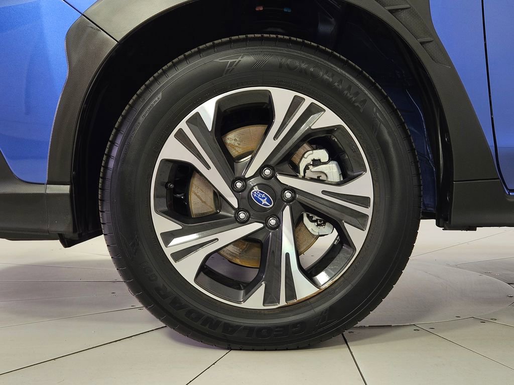 Certified 2025 Subaru Crosstrek 2.0i Premium image 5