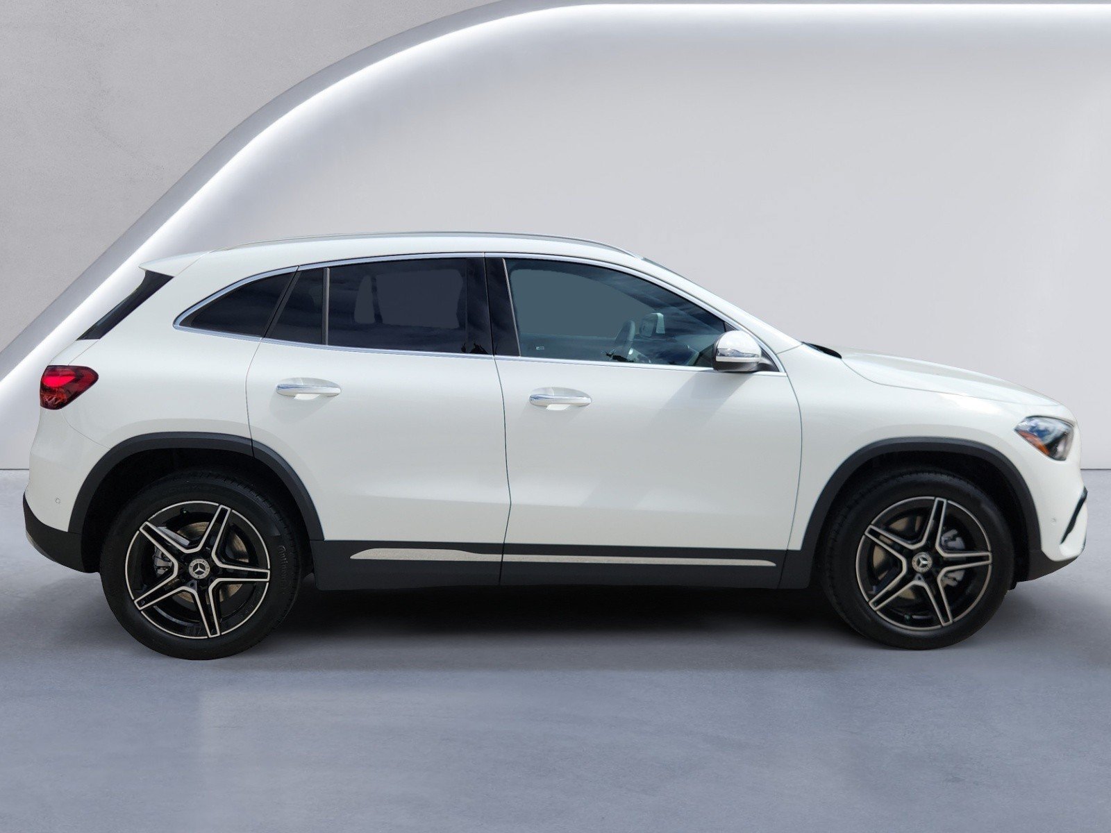 New 2026 Mercedes-Benz GLA 250 4MATIC image 3