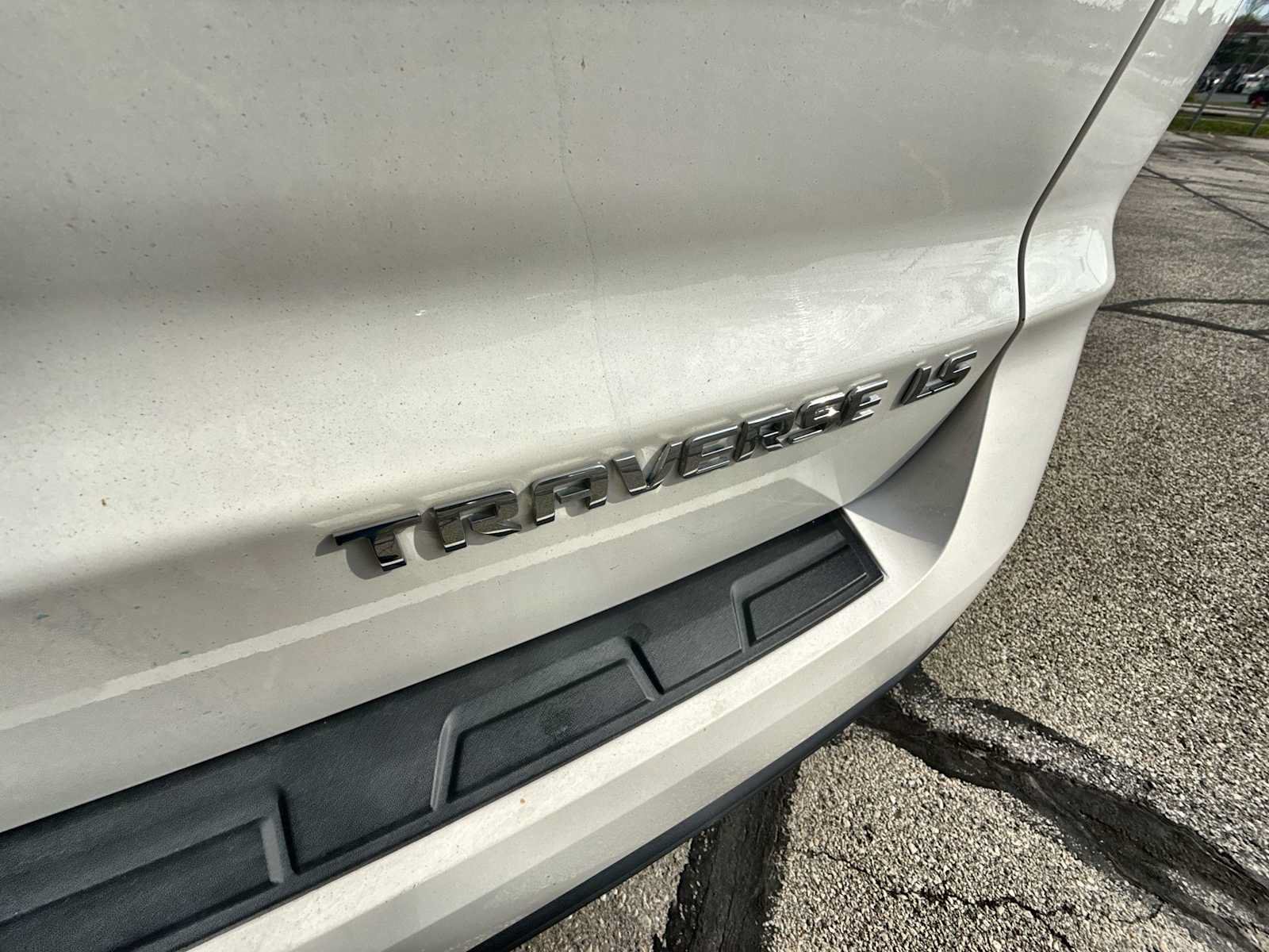 Certified 2015 Chevrolet Traverse LS FWD image 29