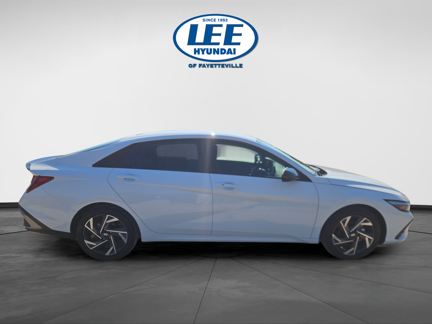 Certified 2025 Hyundai Elantra Sport FWD image 2