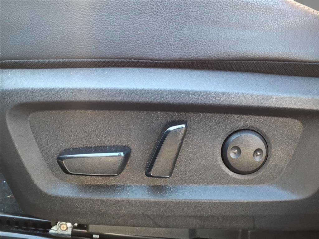 Used 2023 Nissan Rogue SL image 16