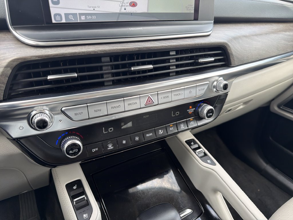 Used 2021 Kia Telluride EX w/ EX Premium Package FWD image 27