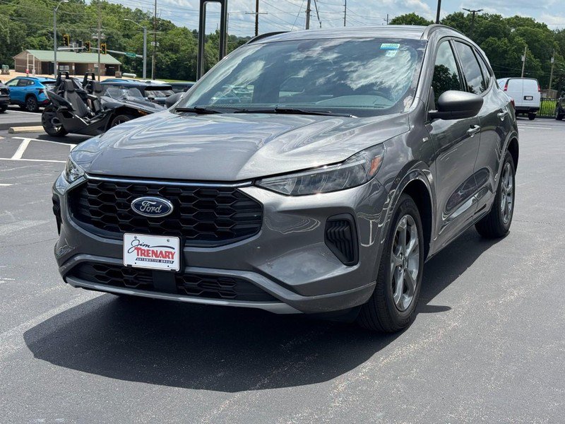 Used 2024 Ford Escape ST-Line w/ Tech Pack #1 FWD image 8