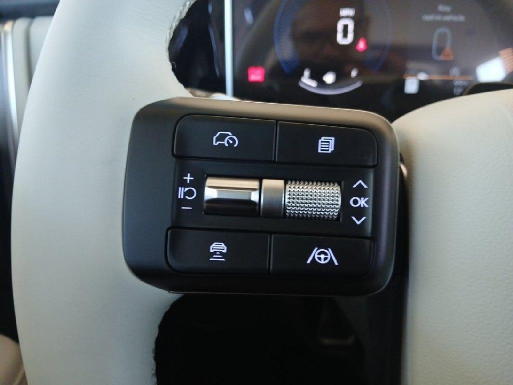 New 2027 Hyundai Santa Fe SEL FWD image 29