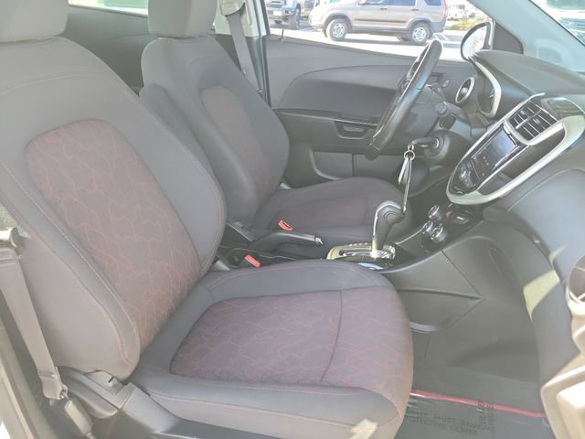 Used 2020 Chevrolet Sonic LT FWD image 22