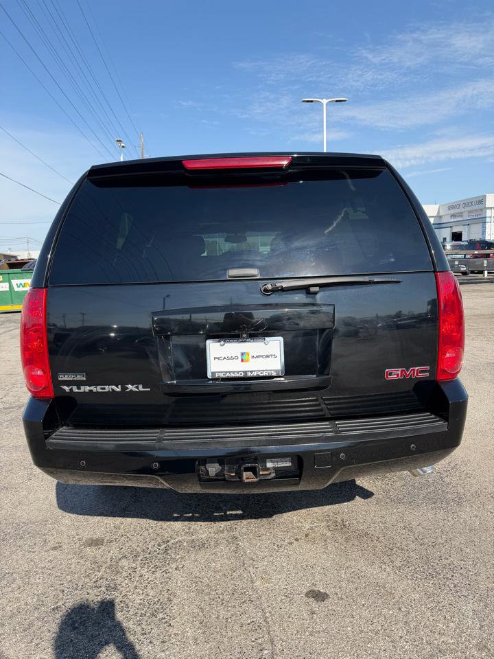 Used 2011 GMC Yukon XL SLT AWD/4WD image 7