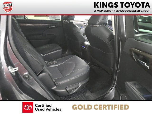 Used 2022 Toyota Highlander Platinum AWD/4WD image 23