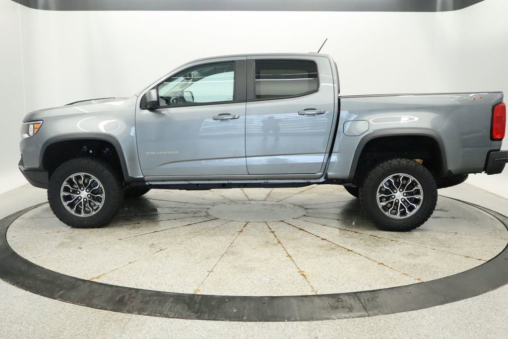 Used 2022 Chevrolet Colorado ZR2 AWD/4WD image 2
