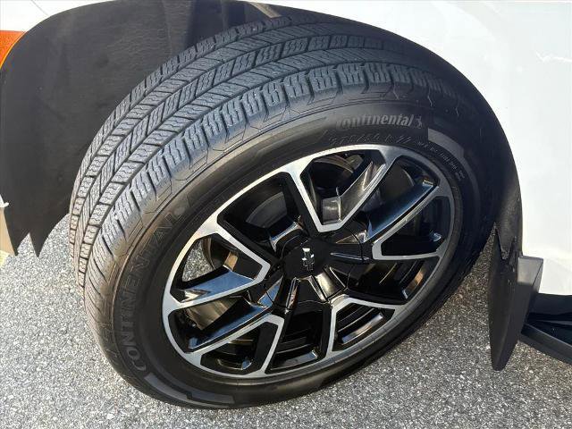 Certified 2021 Chevrolet Suburban RST image 24