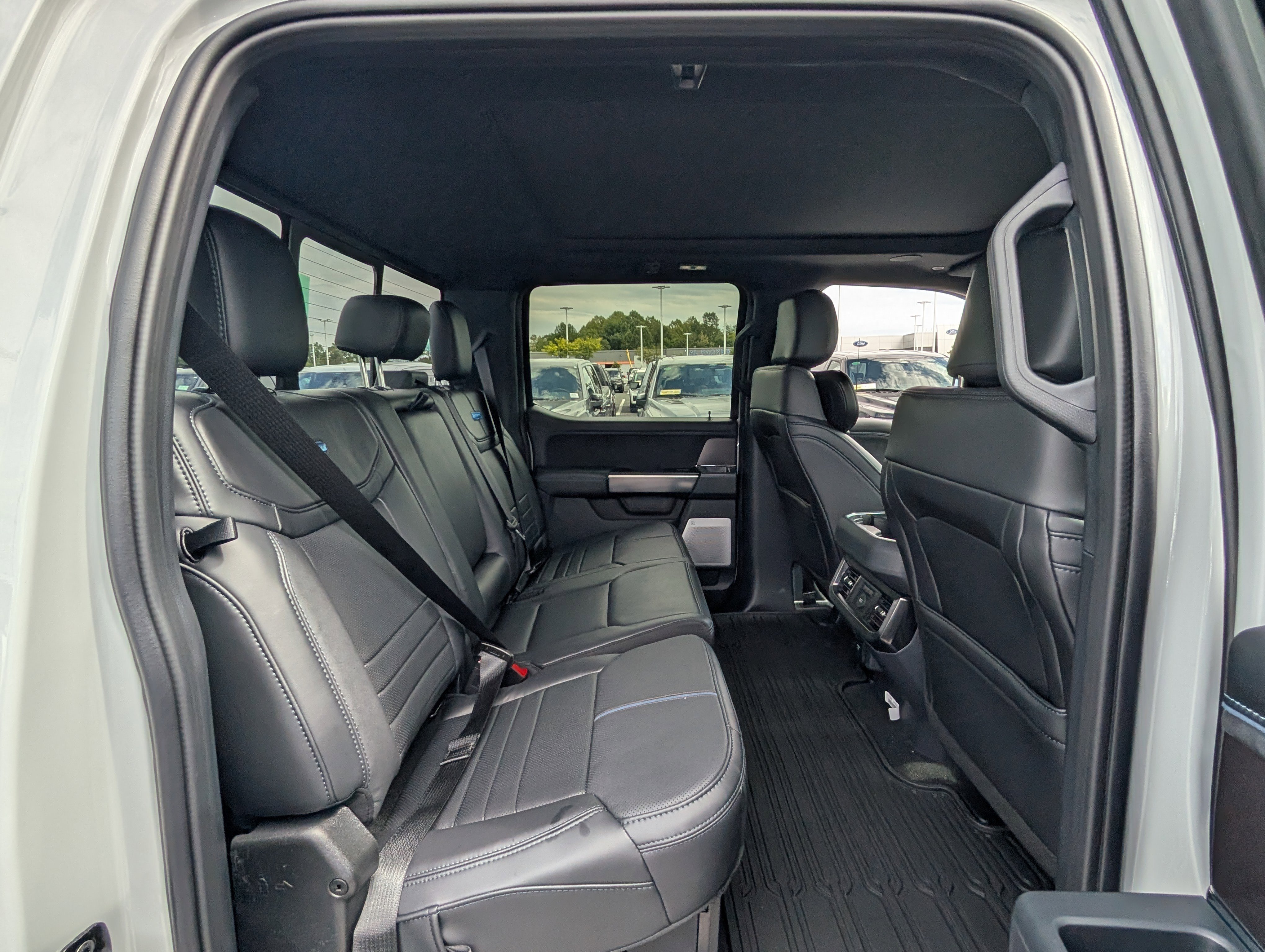 New 2026 Ford F350 Platinum image 9