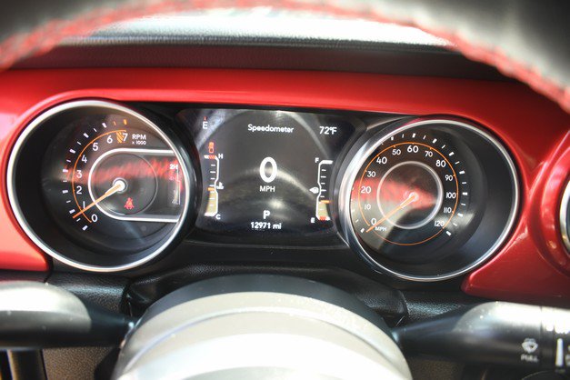 Used 2023 Jeep Gladiator Rubicon w/ LED Lighting Group AWD/4WD image 31