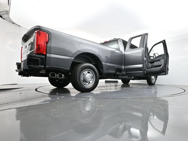 Used 2026 Ford F250 XL RWD image 40