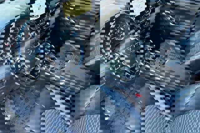 Used 2023 Toyota Highlander XSE image 11