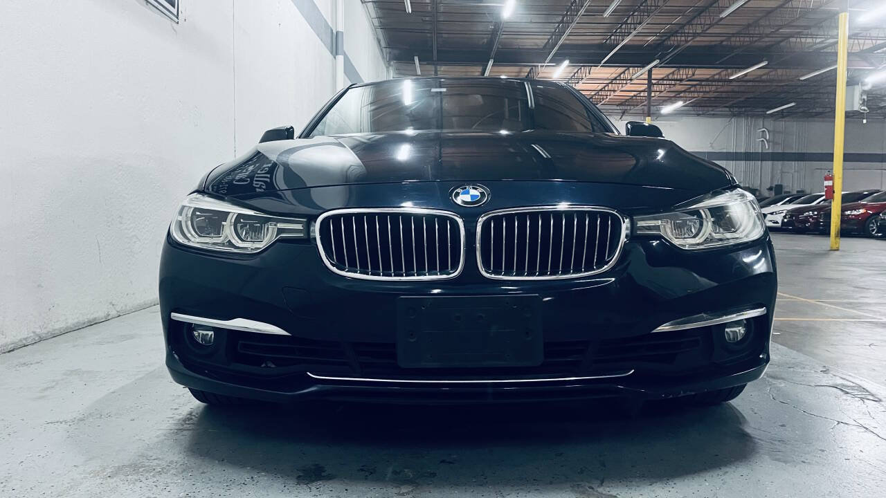 Used 2017 BMW 330i Sedan RWD image 12