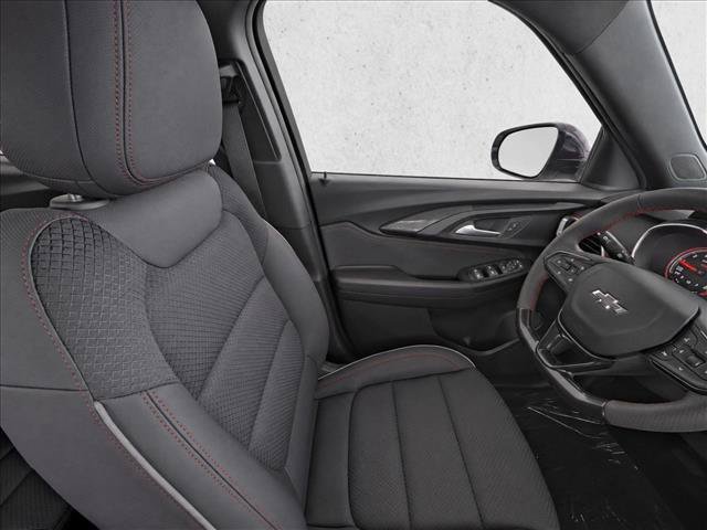 Used 2023 Chevrolet TrailBlazer RS w/ Technology Package FWD image 23
