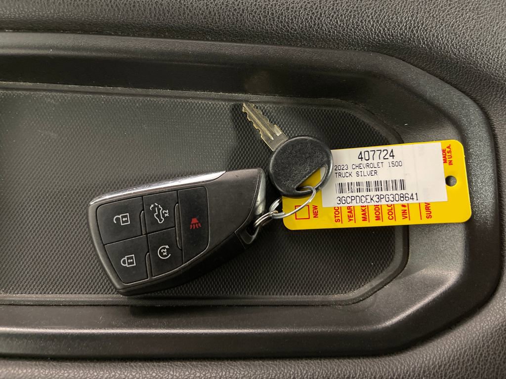 Used 2023 Chevrolet Silverado 1500 Custom Trail Boss AWD/4WD image 26