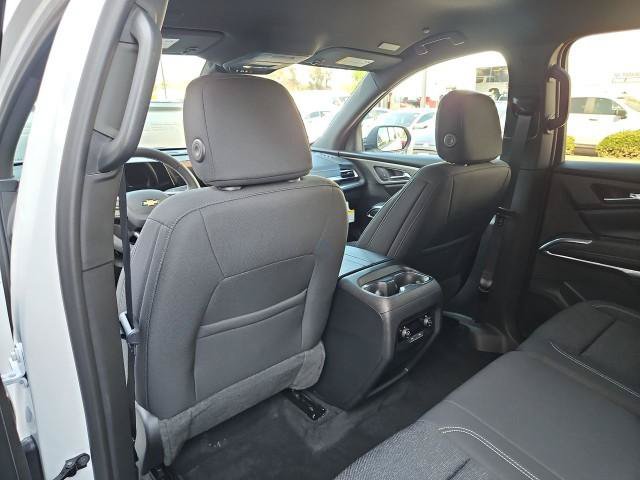 New 2027 Chevrolet Traverse LT w/ LPO, Cargo Package FWD image 21