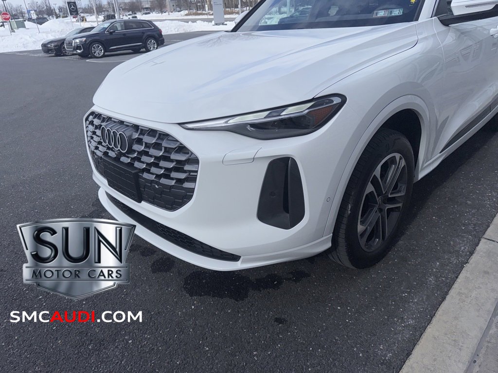 Used 2025 Audi Q5 2.0T Premium w/ Convenience Package image 28