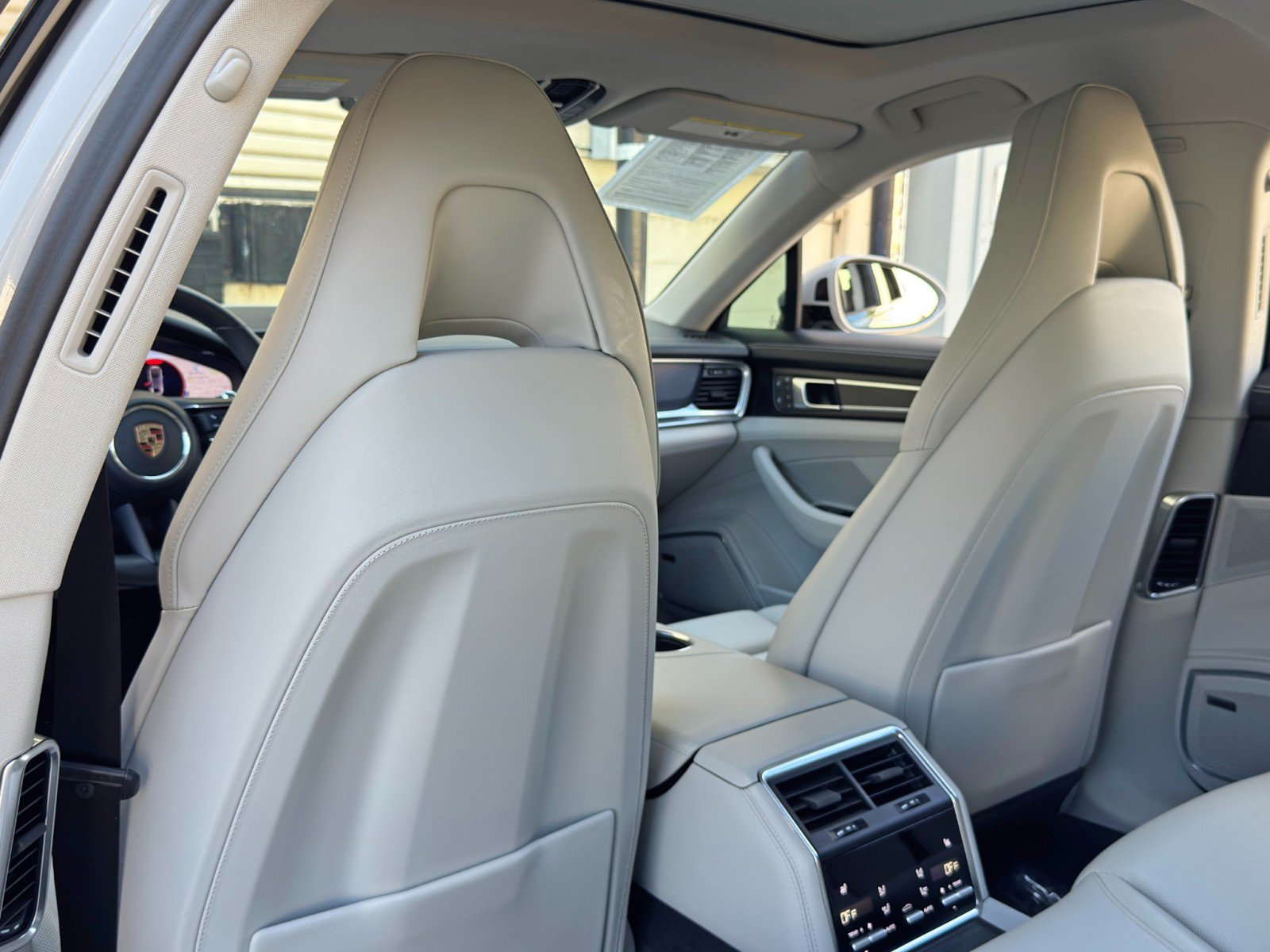 Used 2023 Porsche Panamera Platinum Edition RWD image 39