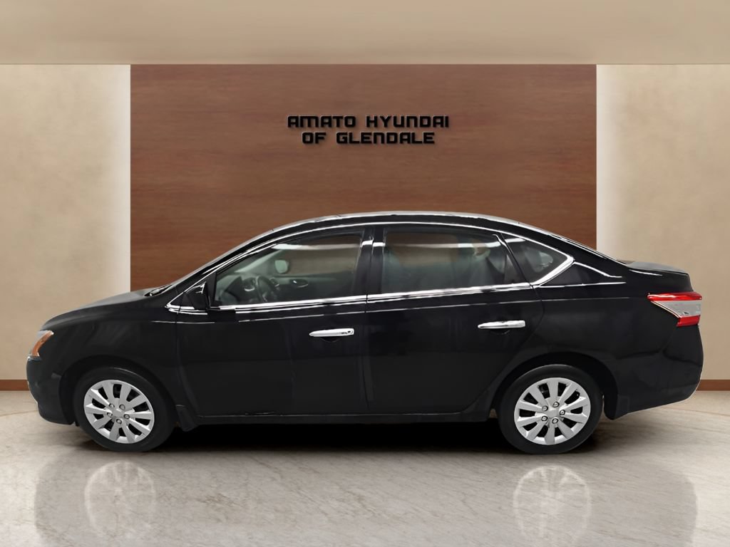 Used 2015 Nissan Sentra S FWD image 3