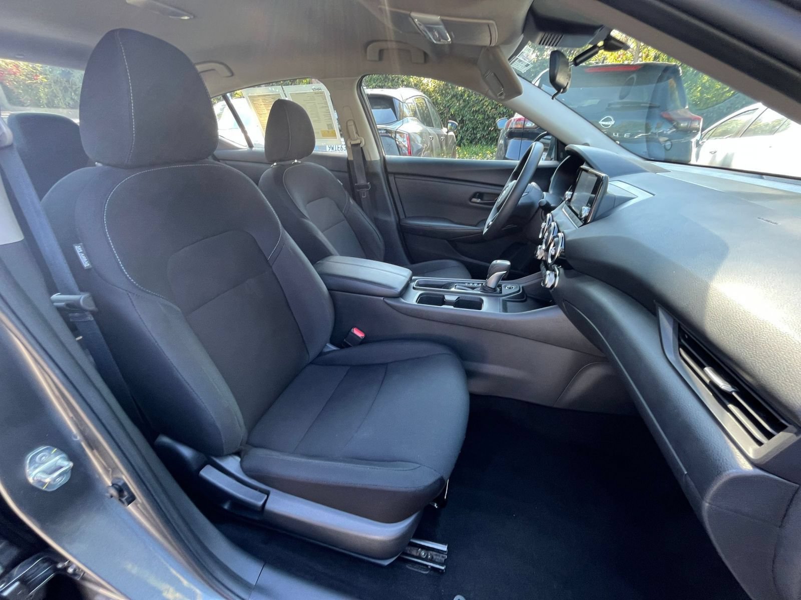 Used 2025 Nissan Sentra S FWD image 33