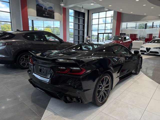 Used 2023 Chevrolet Corvette Stingray Premium Conv w/ Z51 Performance Package RWD image 8