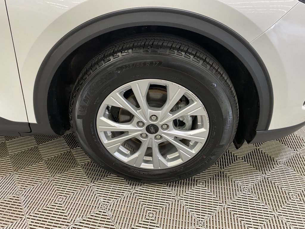 Used 2023 Ford Escape Active image 2