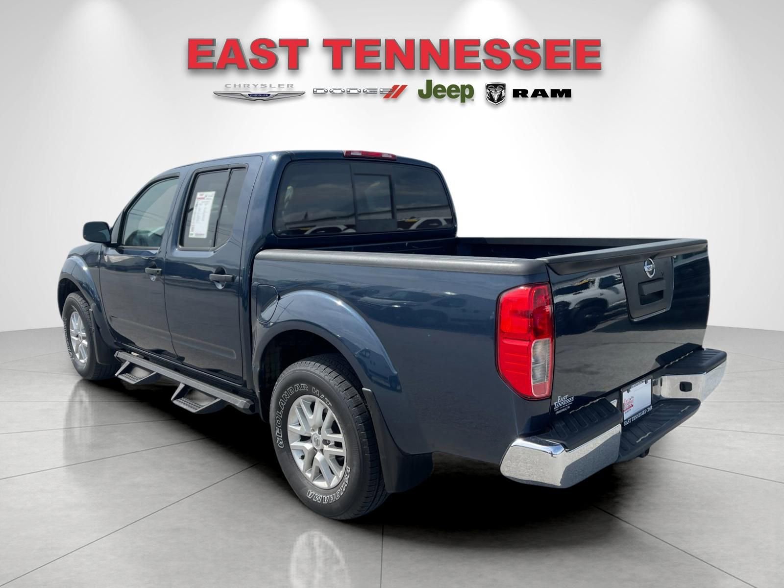 Used 2021 Nissan Frontier SV image 5