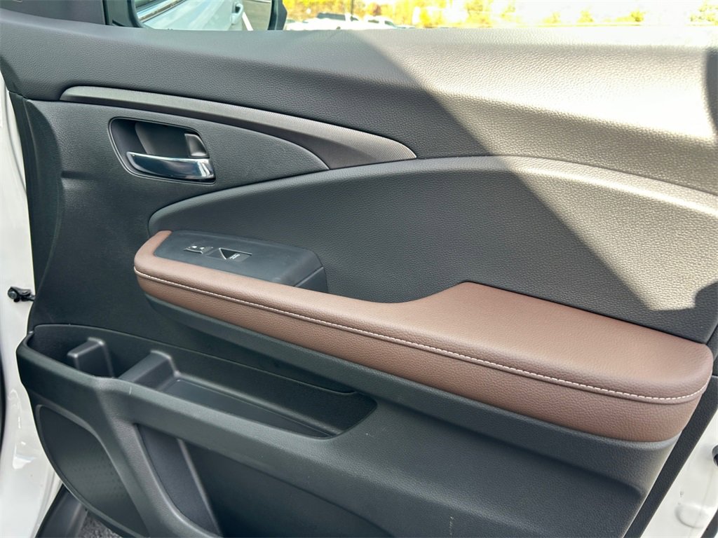 New 2026 Honda Ridgeline RTL image 18