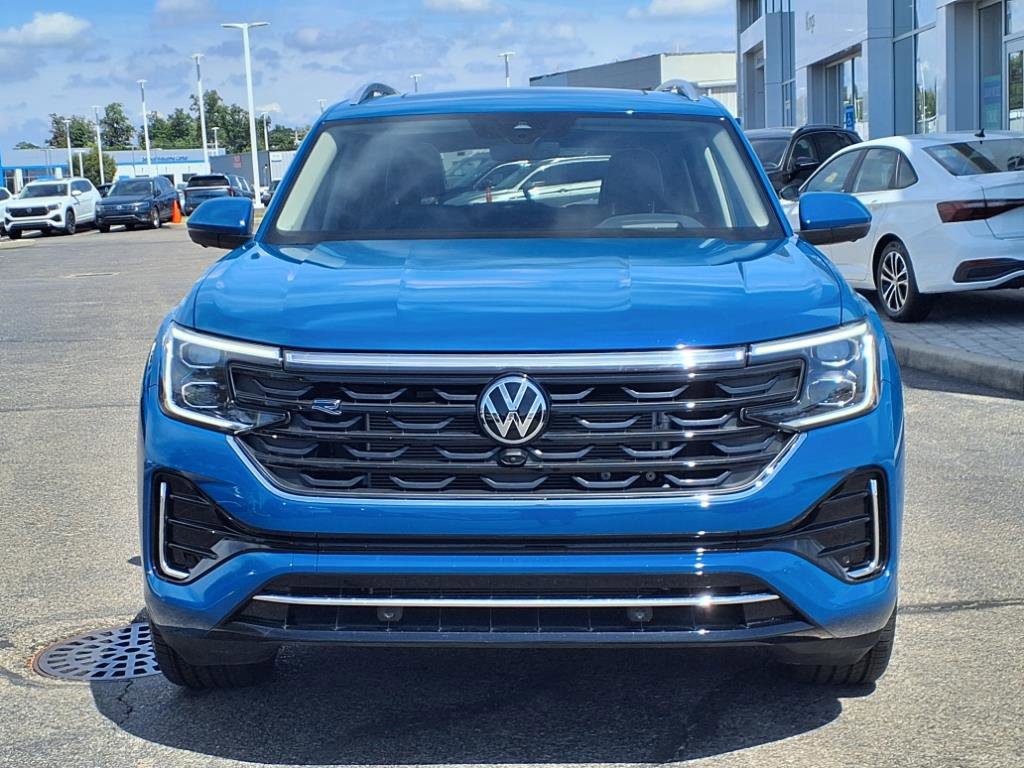 Certified 2025 Volkswagen Atlas SEL Premium R-Line image 6