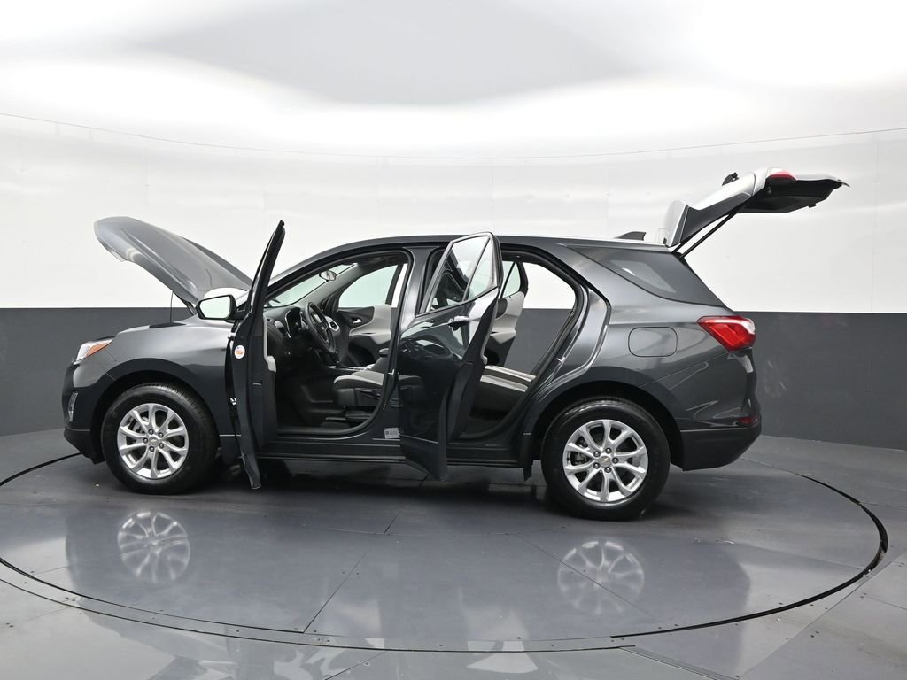 Used 2021 Chevrolet Equinox LS image 30