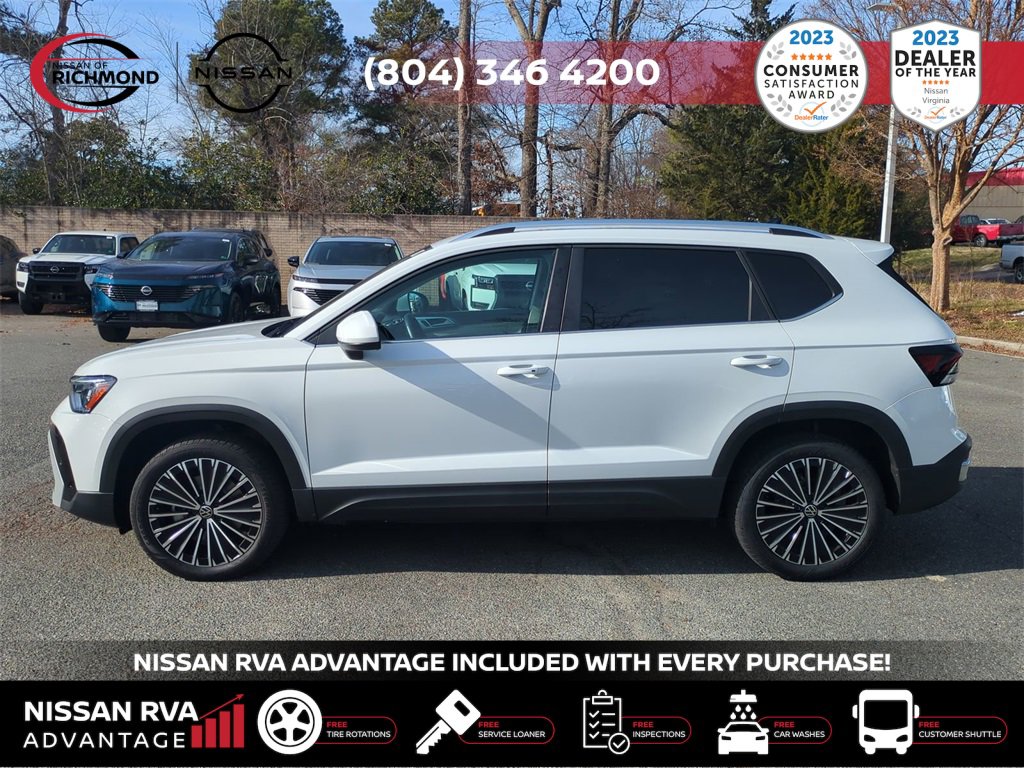 Used 2025 Volkswagen Taos SE image 8