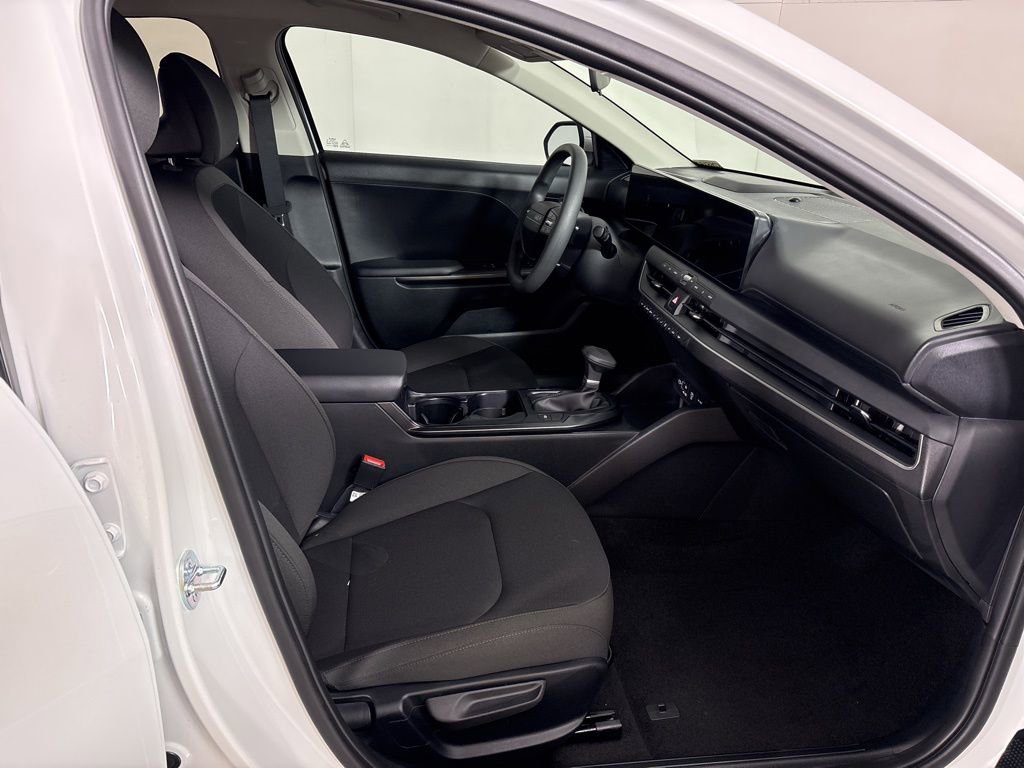 New 2026 Kia K4 FWD image 13