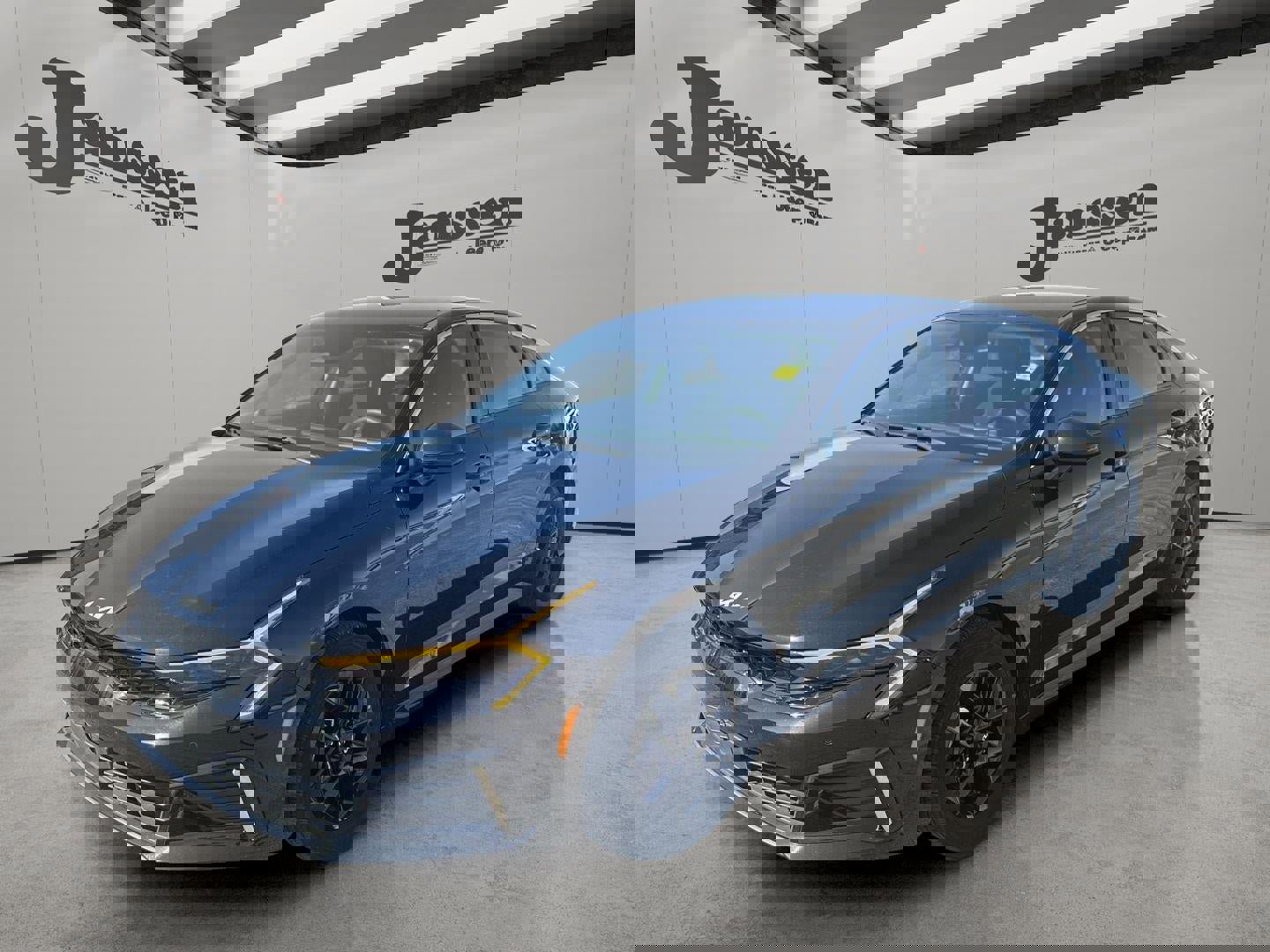 Used 2025 Kia K5 LXS image 8