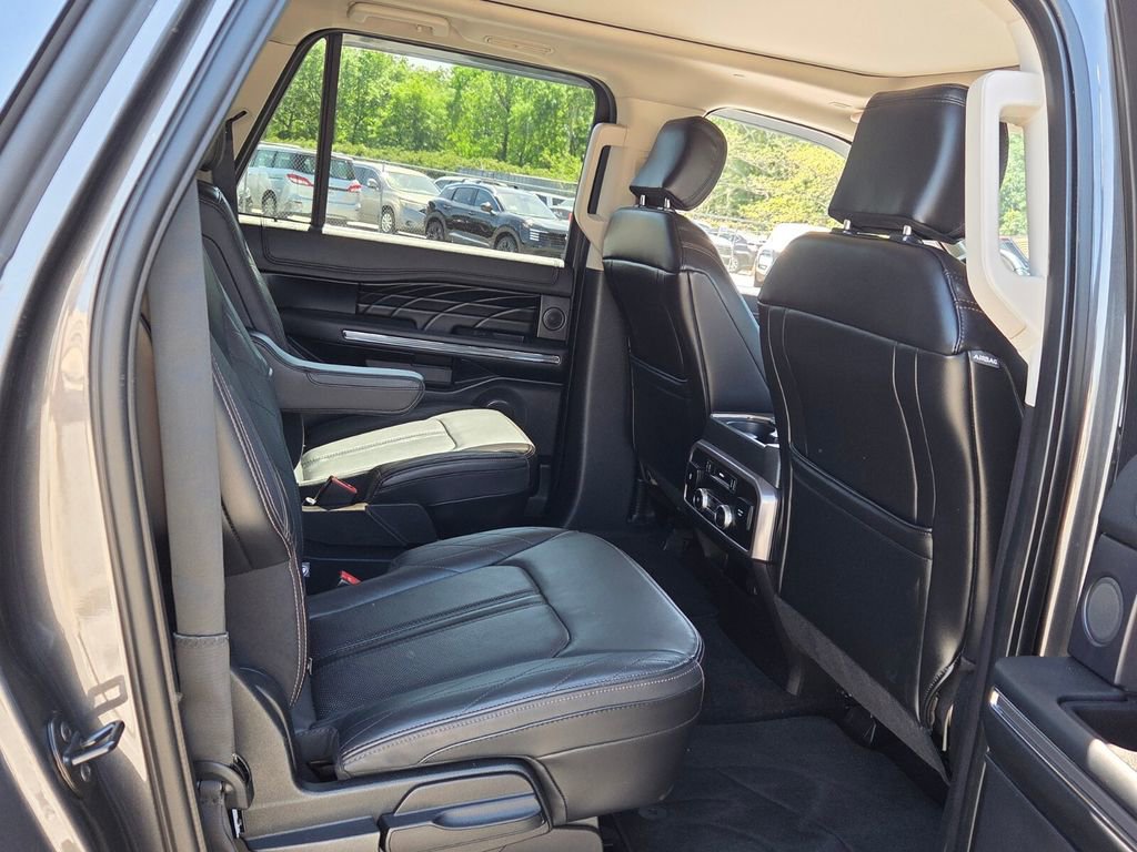 Used 2019 Ford Expedition Max Platinum image 13