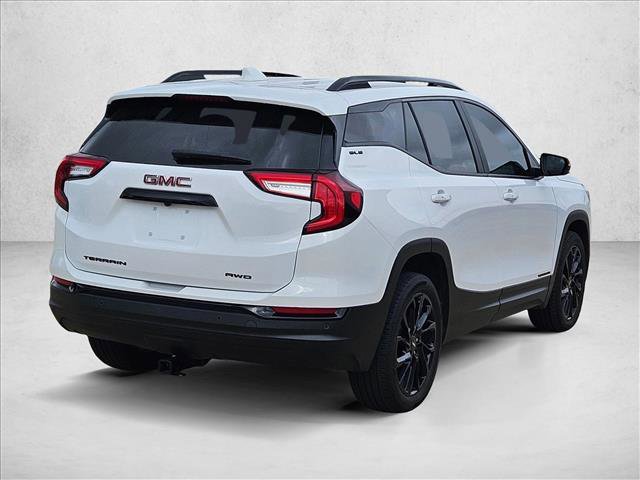 Used 2024 GMC Terrain SLE w/ Elevation Edition image 5