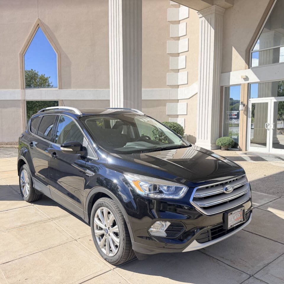 Used 2018 Ford Escape Titanium AWD/4WD image 1