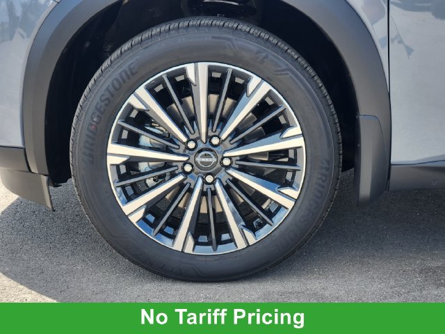 New 2026 Nissan Pathfinder Platinum FWD image 8