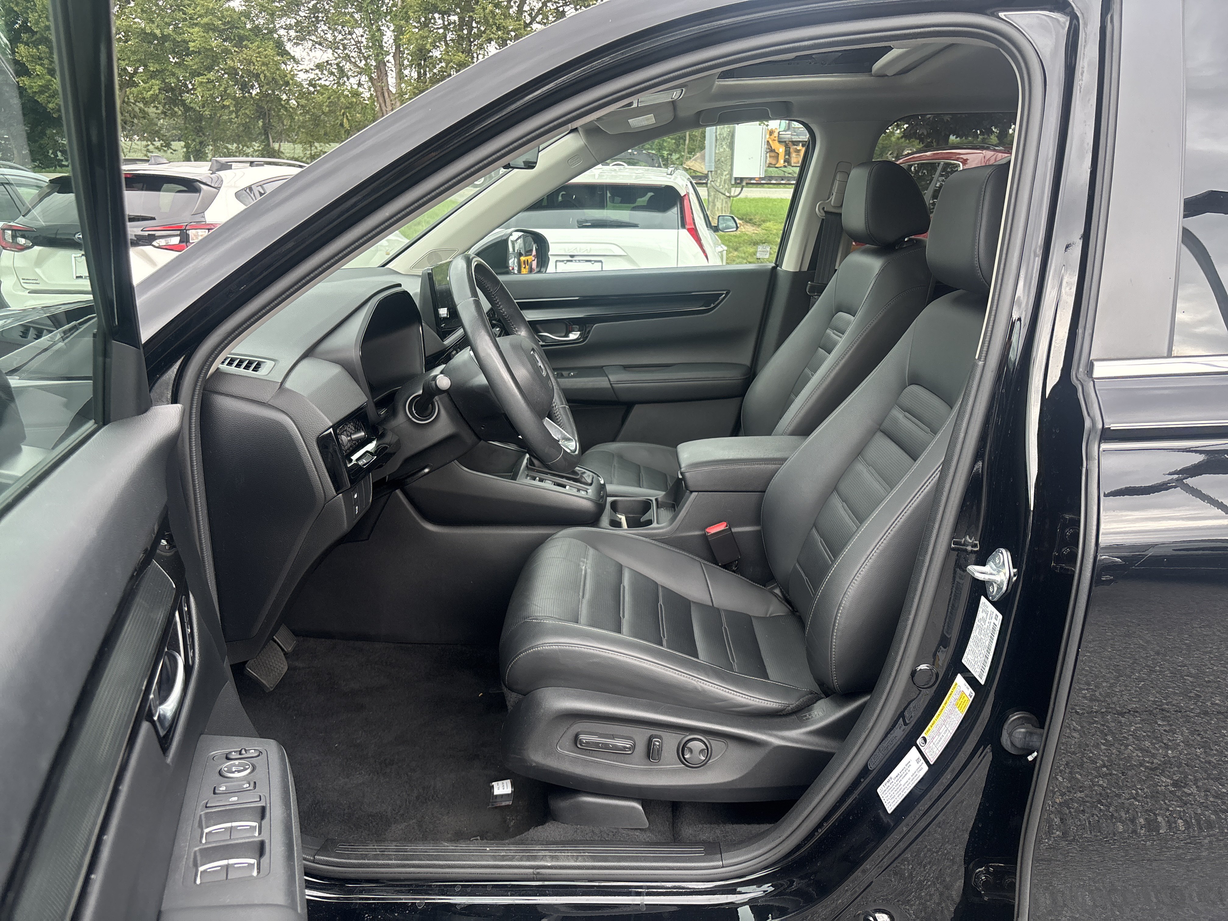 Used 2024 Honda CR-V EX-L image 28